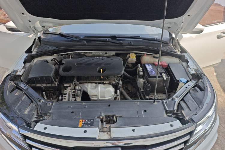 Used Roewe i6 2019 PLUS 1.6L CVT 4G Connected Flagship Deluxe Edition
