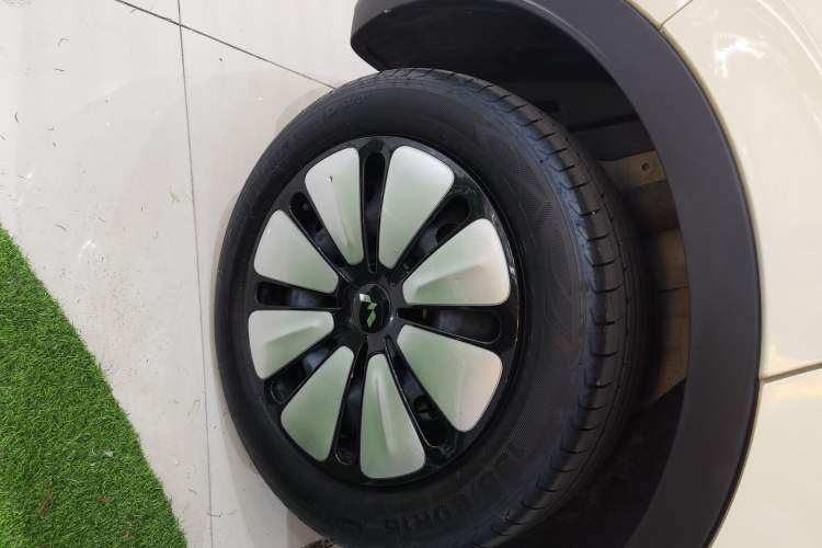 Used Wuling Bingo 2025 333 km Lingxi Connected Version