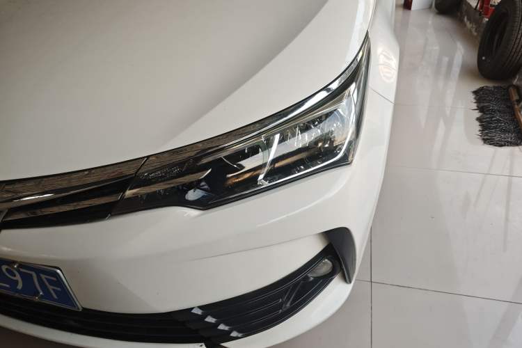 Used Toyota Corolla 2017 Revised Version 1.2T S-CVT GL-i
