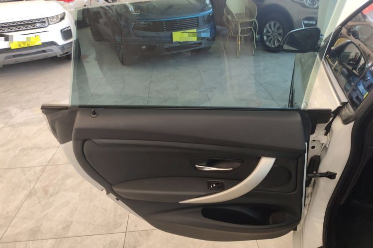 Used BMW 3 Series GT 2017 320i Sport Edition