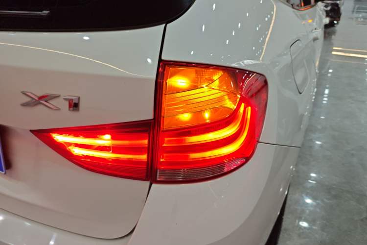 Used BMW X1 2015 sDrive18i Fashion Upgrade Edition
