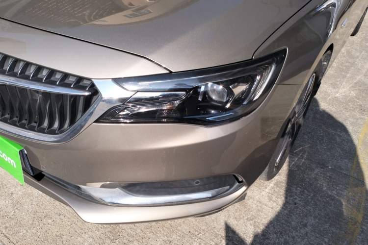 Used Buick GL6 2021 323T Mild Hybrid Connect Prestige Model