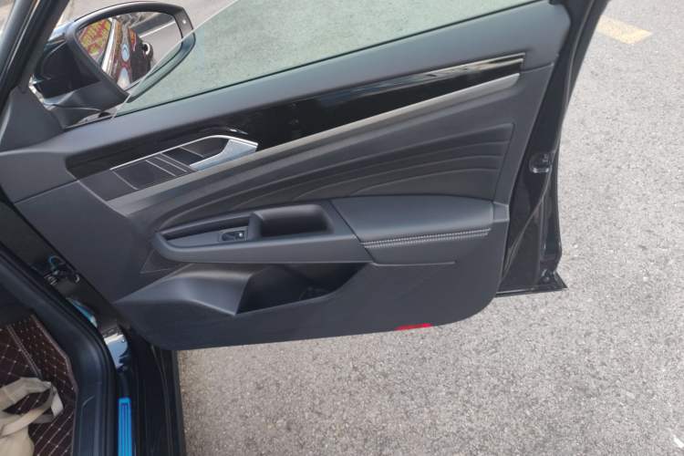 Used Volkswagen Passat 2025 Outstanding Model 380TSI Starry Dragon Edition
