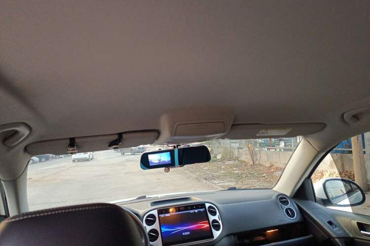 Used Volkswagen Tiguan 2016 280TSI Automatic Two-Wheel-Drive Silk Road Style Edition