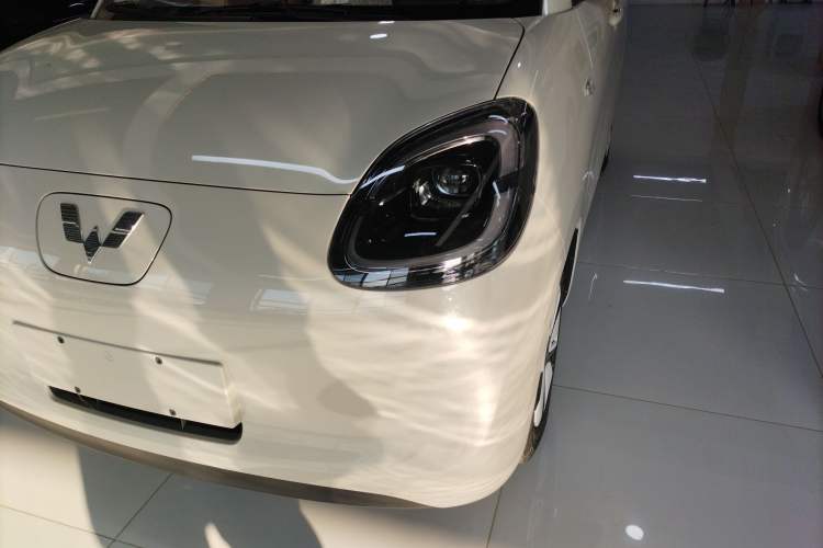 Used Wuling Hongguang MINIEV 2025 Four-Door Version Advanced Edition
