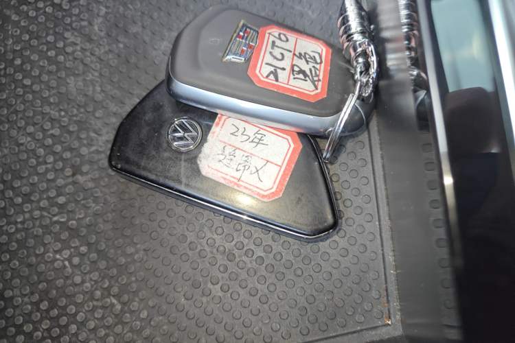 Used Volkswagen Teramont X 2021 330TSI Two-Wheel-Drive Prestige Luxury Edition
