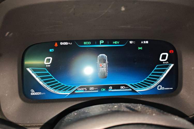 Used BYD Tang New Energy 2018 DM 2.0T All-Wheel Drive Smart Connectivity Luxury Model 7 Seats China V Emission Standard
