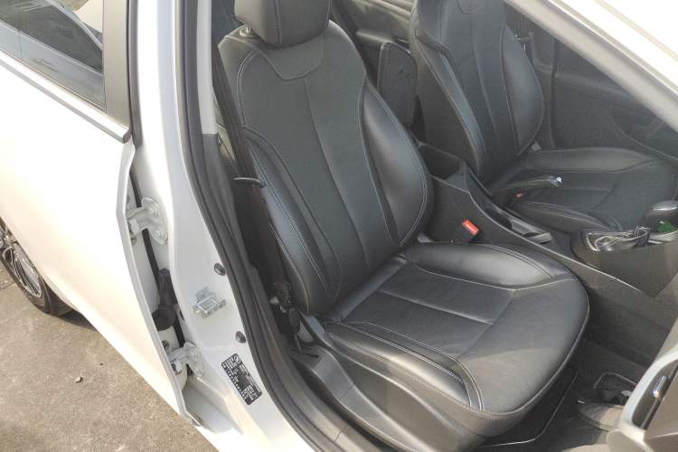 Used Buick GT 2016 18T Dual-Clutch Luxury Model
