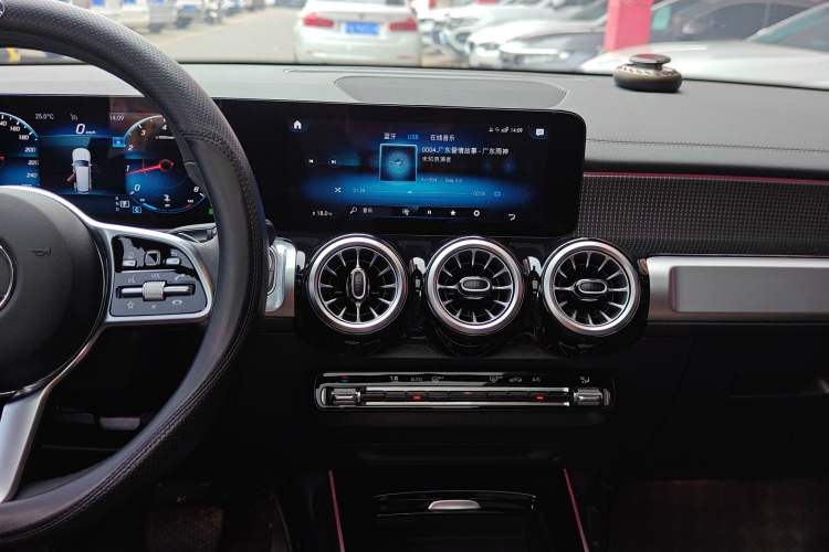 Used Mercedes-Benz GLB 2021 GLB 200 Dynamic Edition
