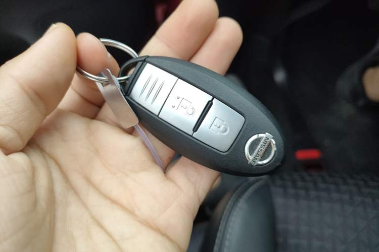 Used Nissan Tiida 2019 1.6L CVT Smart Drive Version China VI Standard