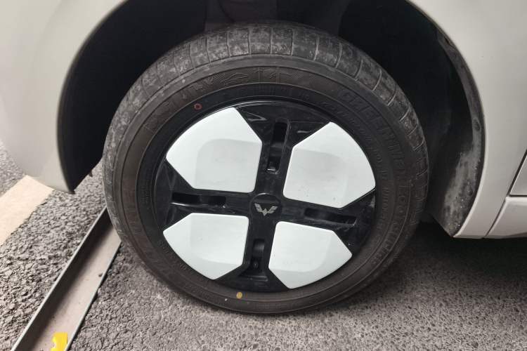 Used Wuling Hongguang MINIEV 2024 3rd Generation 215km Advanced Version