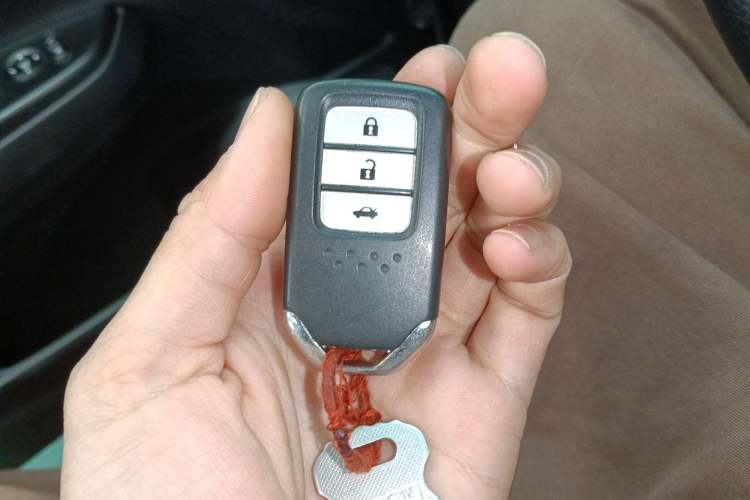 Used Honda Crider 2016 1.8L CVT Luxury Edition
