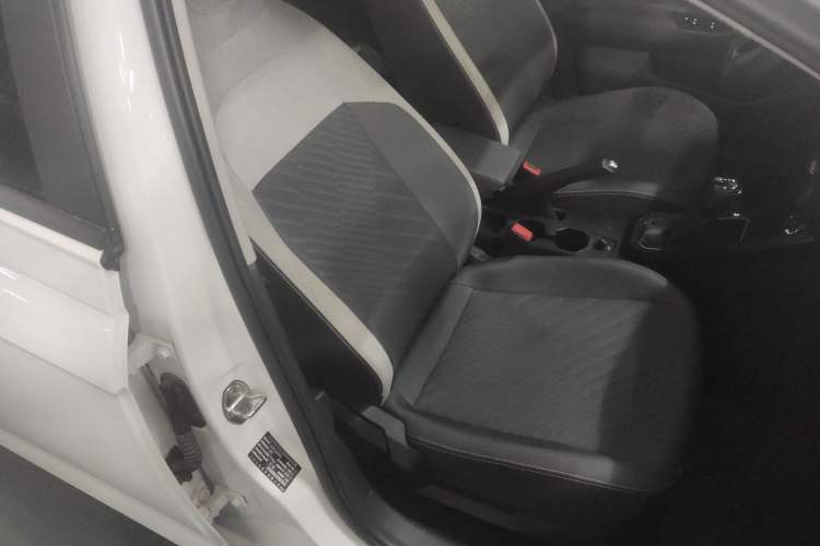 Used Volkswagen Lavida 2023 New Rui 1.5L Automatic New Yi Edition