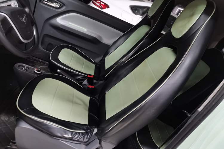 Used Wuling Hongguang MINIEV 2022 Macaron Premium Model – Lithium Iron Phosphate