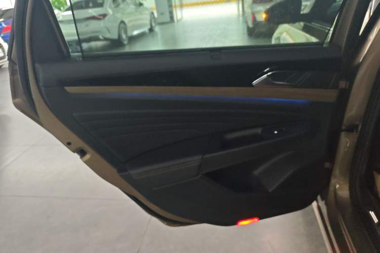 Used Volkswagen Passat 2019 380TSI Prestige Edition China VI Standard