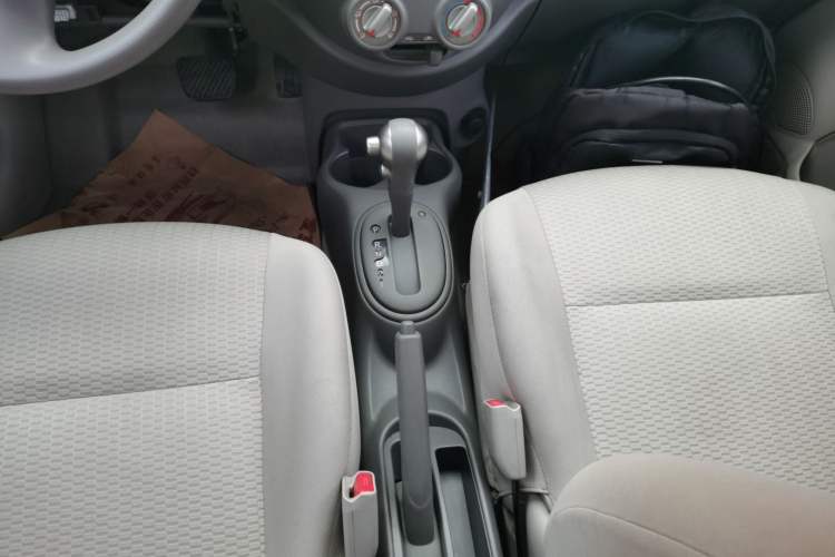 Used Nissan March 2010 1.5L Automatic Easy-Style Version