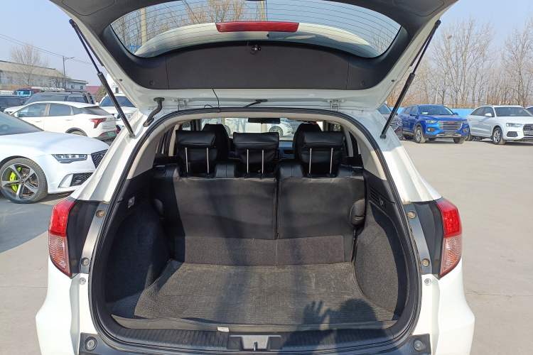 Used Honda Vezel 2015 1.5L CVT two-wheel drive Comfort trim
