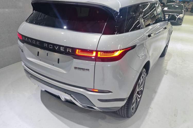 Used Land Rover Range Rover Evoque 2021 Range Rover Velar 249 PS R-Dynamic HSE Luxury Edition
