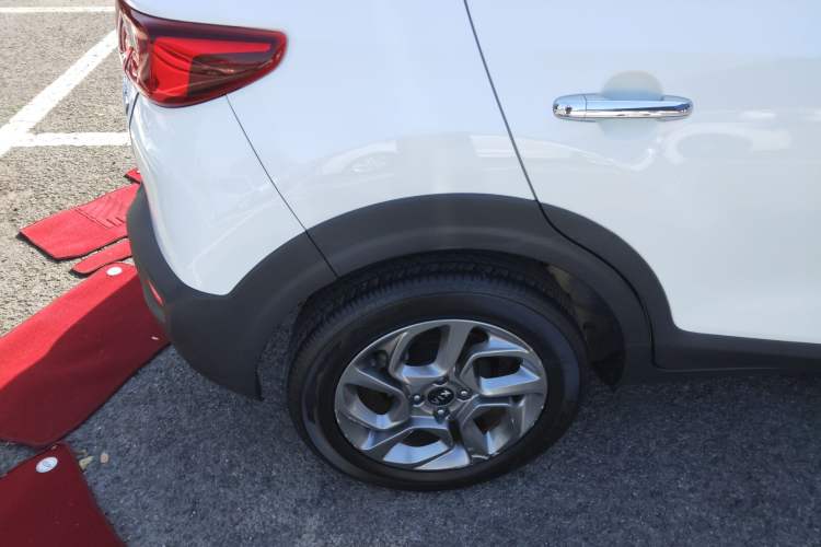 Used Kia kx1 Stonic 2019 1.4L Automatic Sport Edition China VI
