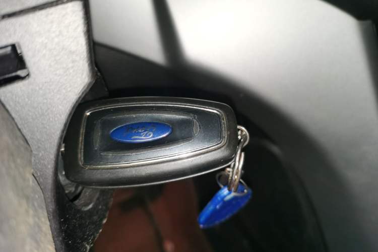 Used Ford Kuga 2015 1.5L GTDi Two-Wheel Drive Fashion Edition