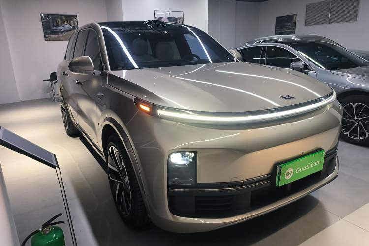 Used Li Auto L8 2023 Max model
