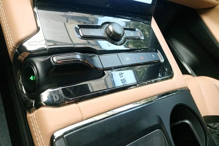 Used Nio ES8 2020 580 km Range Signature Edition Six-Seater Version
