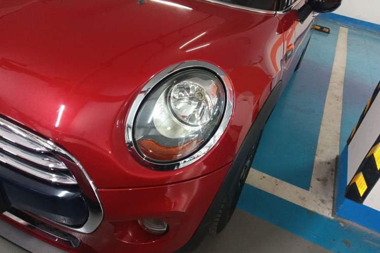 Used  MINI 2015 1.5T COOPER Fun Five-Door Edition
