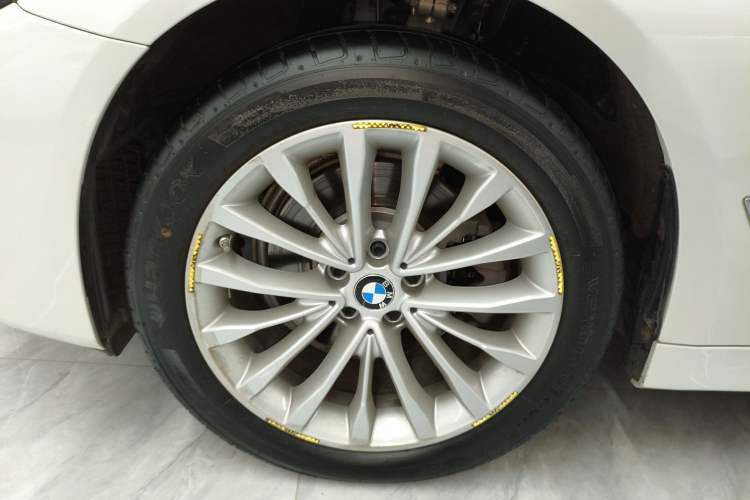 Used BMW 5 Series 2022 Restyled 525Li Luxury Package
