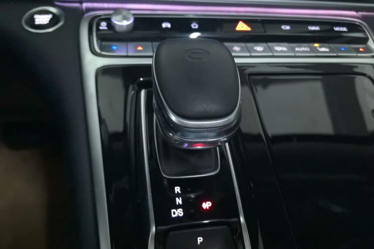 Used GAC Trumpchi M8 2023 Lingxiu Series 390T Prestige Edition
