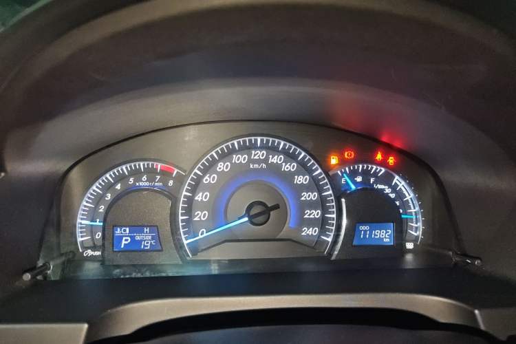 Used Toyota Camry 2015 2.0G Premier Edition
