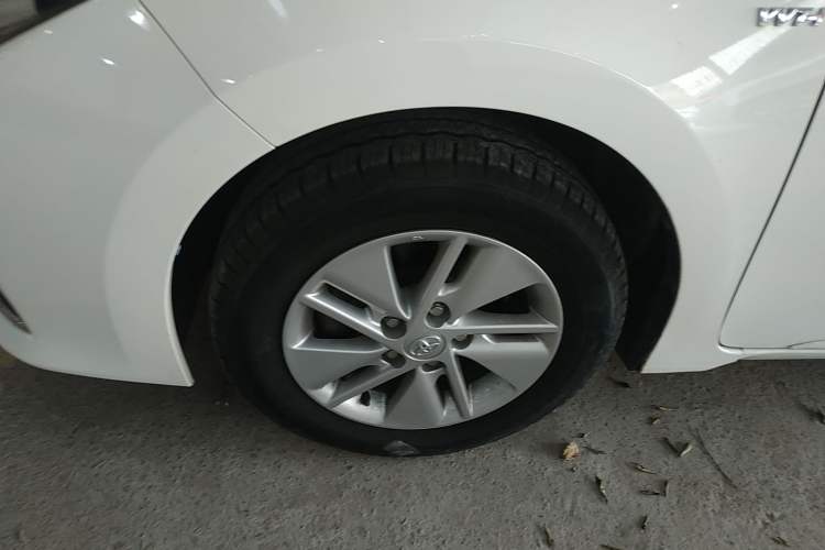 Used Toyota Corolla 2014 1.6L CVT GL-i