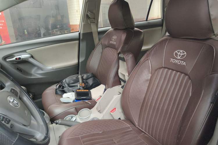 Used Toyota Verso 2014 Starlight 180E CVT Elite Edition