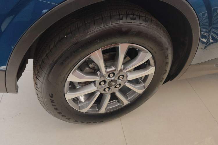 Used Ford Edge 2023 Ford Explorer L 2.0T EcoBoost Two-Wheel Drive 7-Seater Luxury Model
