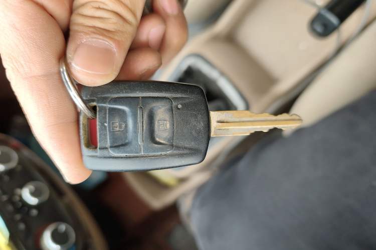 Used Wuling Rongguang 2014 1.5L S Standard Version
