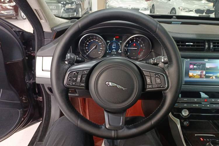 Used Jaguar XFL 2017 XFL 2.0T 240PS Luxury Edition