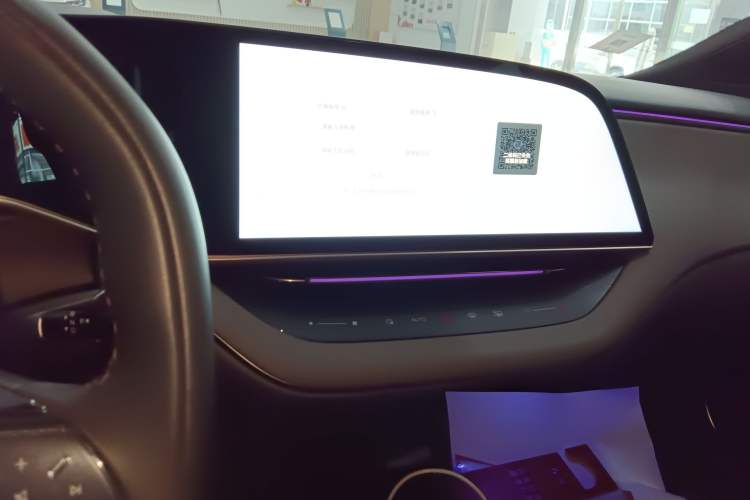 Used Hongqi EH7 2024 690 Pro
