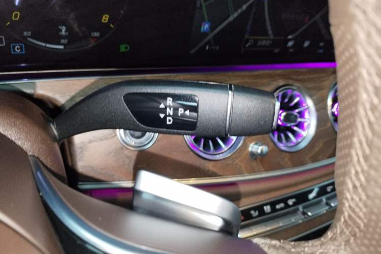 Used Mercedes-Benz E-Class 2023 Updated E 300 L Fashion Edition
