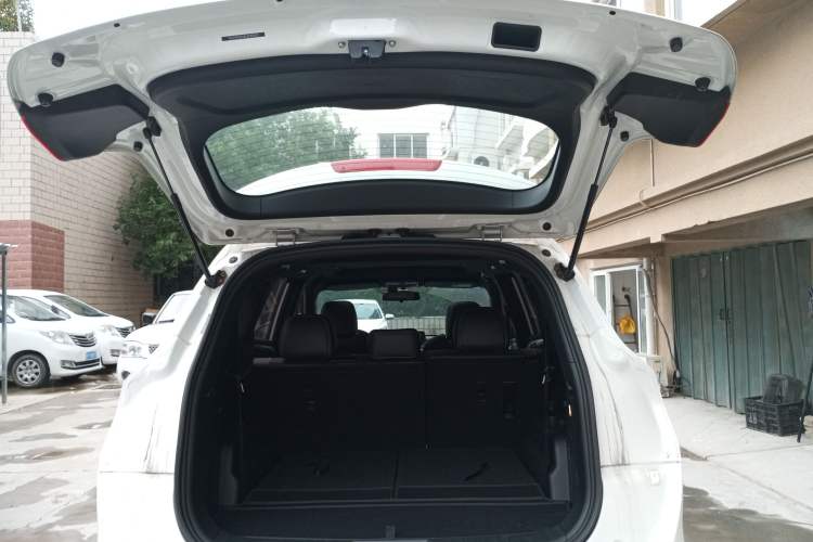 Used Dongfeng Fengon 580 New Energy 2019 1.8L PHEV Zhihao Model 7 Seats
