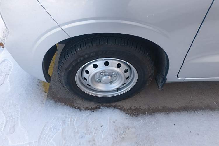 Used Wuling Hongguang V 2022 1.5L Jingqu Edition Electric-Assist LAR
