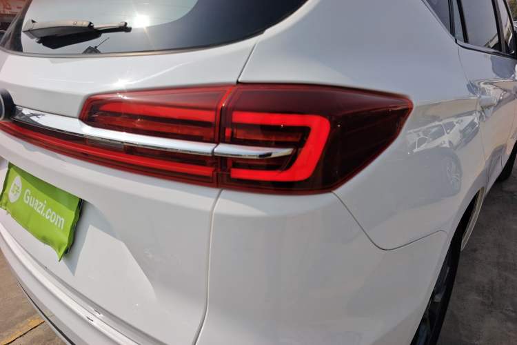 Used BYD Song 2021 Classic Edition 1.5T Manual Luxury Model