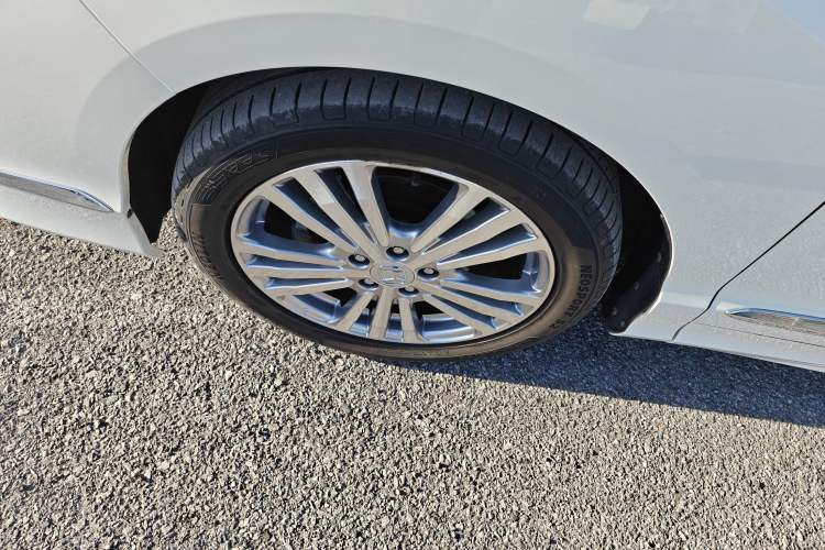 Used Honda Elysion 2016 2.4L Style Edition
