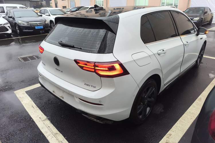 Used Volkswagen Golf 2021 280TSI DSG R-Line
