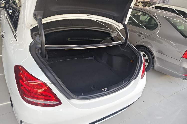 Used Mercedes-Benz C-Class 2018 C 180 L Fashion Edition Sport Version
