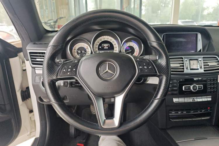 Used Mercedes-Benz E-Class 2014 E 260 Coupe
