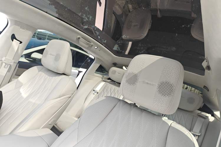 Used Buick L7 2025 Model Aivia