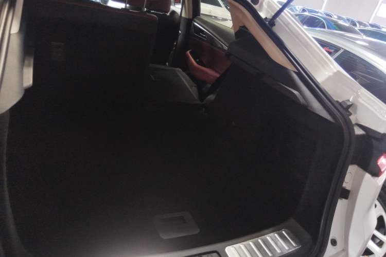 Used Changan CS85 COUPE 2021 1.5T DCT Elite Edition