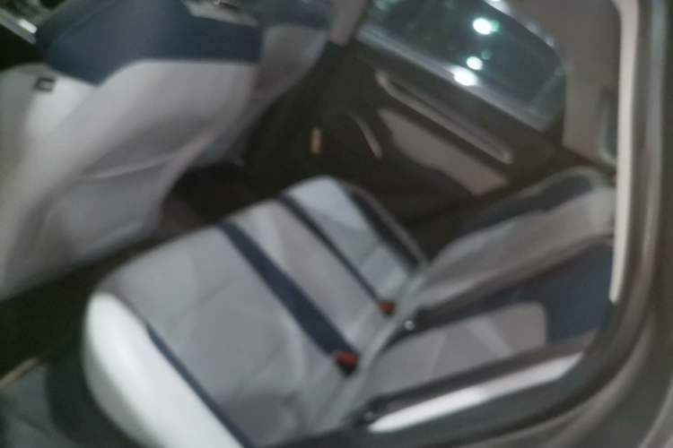 Used Geely Auto Emgrand 2022 4th Generation 1.5L CVT Flagship Model
