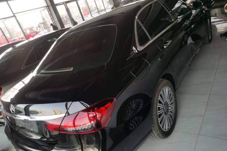 Used Mercedes-Benz E-Class 2023 Updated E 300 L Luxury Edition