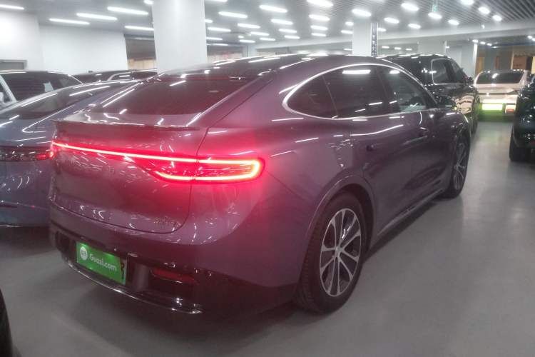 Used Hima Luxeed R7 2024 All-Electric 736 km Ultra
