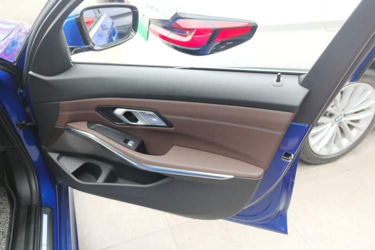 Used BMW 3 Series 2022 Updated 325Li M Sport Package
